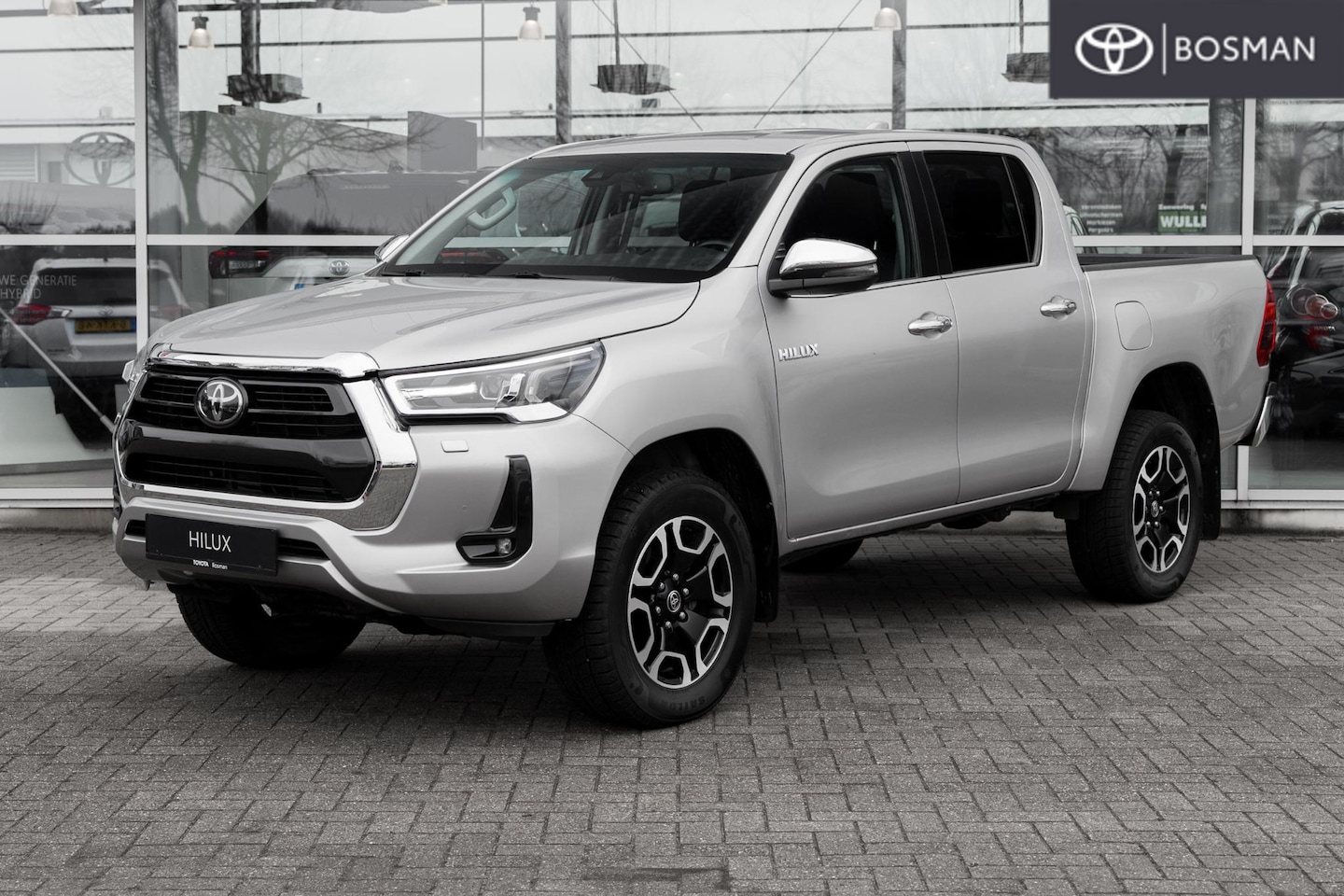 Toyota HiLux - 2.8 D-4D Double Cab Professional premium 2.8 D-4D Double Cab Professional premium - AutoWereld.nl