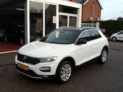 Volkswagen T-Roc - 1.5 TSI Sport Navi, Clima, Trekhaak, pdc, RIJKLAARPRIJS