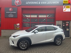 Lexus NX - 300h AWD Luxury Line Automaat/ Lederen bekleding/ Navigatie/ Stoelverwarming/ Rijklaarprij