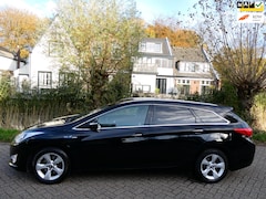 Hyundai i40 Wagon - 1.6 GDI 135pk Clima Cruise Navi Historie Camera