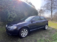 Audi A3 - 1.6 Attraction