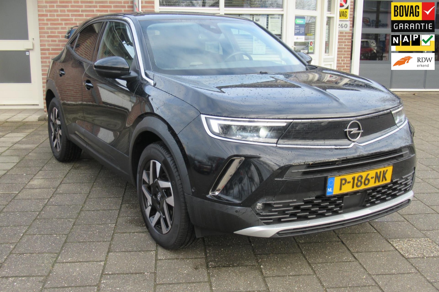 Opel Mokka - 1.2 Turbo Business Elegance 1.2 Turbo Business Elegance - AutoWereld.nl