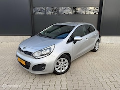 Kia Rio - 1.2 CVVT Super Pack Clima C Cruise C Keyless 2e Eig