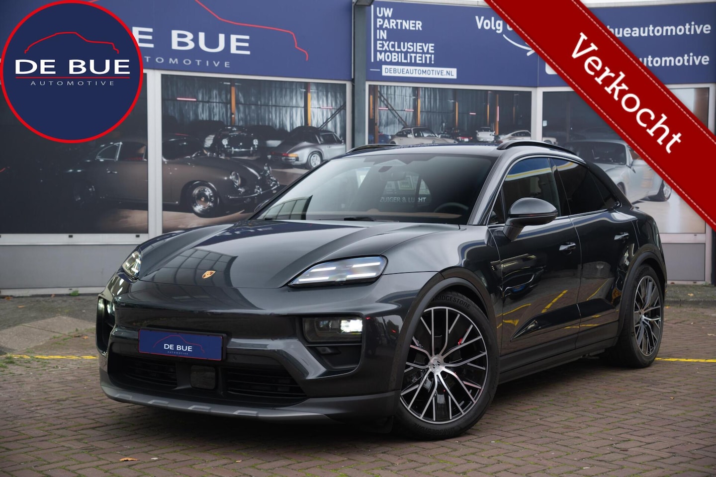 Porsche Macan - 4 E 100 kWh|1 Eig.|Org NL NAP|BTW|Luchtvering|Sportchrono|BOSE|360|ClubLeder|Dealer Onderh - AutoWereld.nl