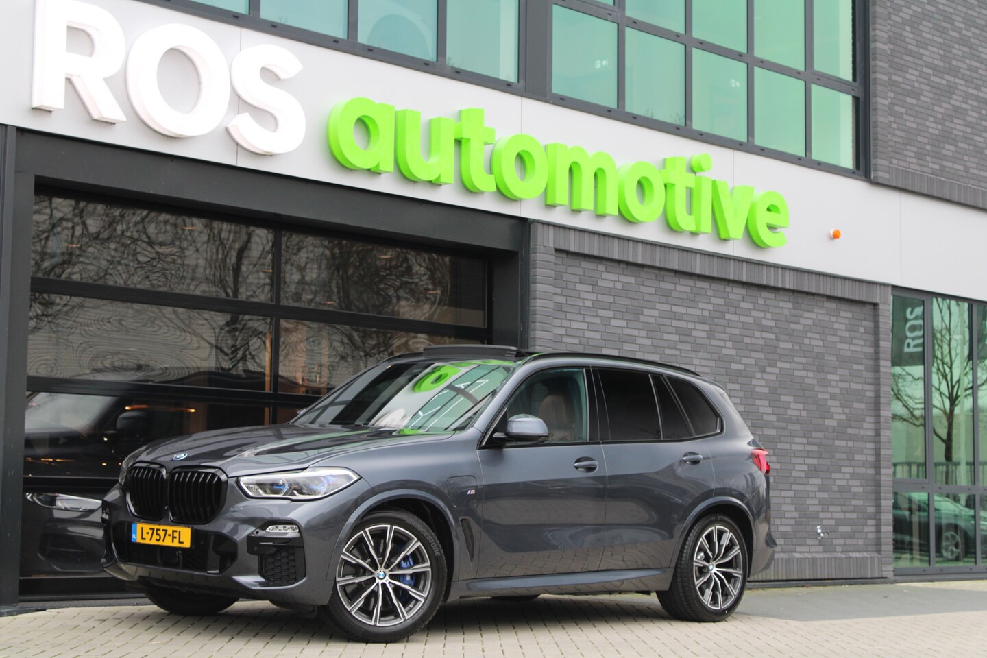 BMW X5 - xDrive45e High Executive | M-SPORT | NAP | PANO | HUD | 360 | KEYLESS | ELEK TREKHAAK | H/ - AutoWereld.nl