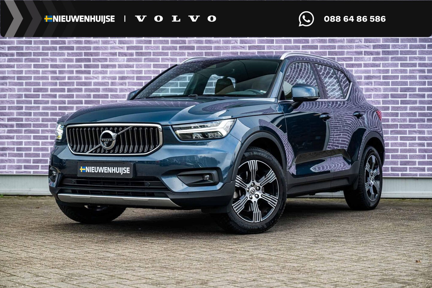 Volvo XC40 - 2.0 T4 Inscription | Trekhaak | 360° camera | Adaptieve cruise control | Stoel/stuur verwa - AutoWereld.nl