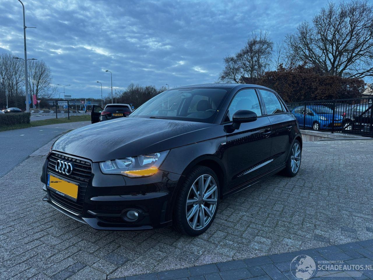 Audi A1 Sportback - S-LINE 1.2 TFSI 1 EIGENAAR !! - AutoWereld.nl