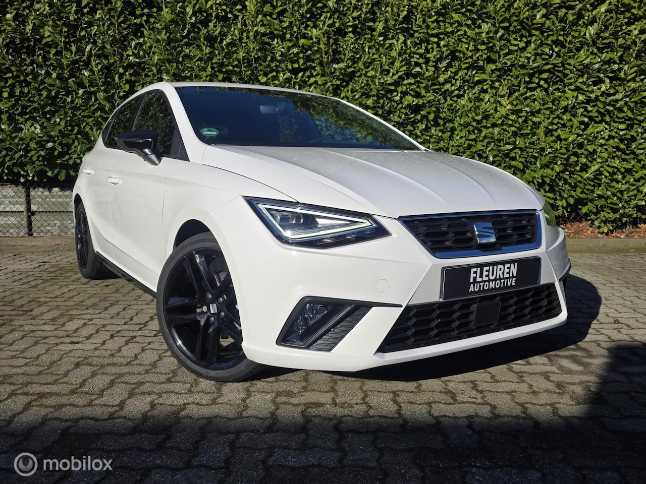 SEAT Ibiza - 1.5 TSI FR 150PK DSG|18''|LED|Clima|Carplay|Virtual - AutoWereld.nl