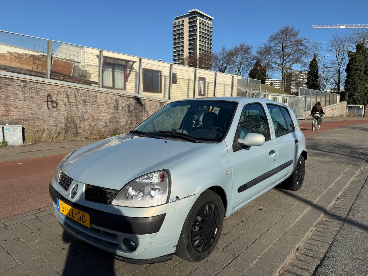 Renault Clio - 1.4-16V Privilège Automaat - AutoWereld.nl