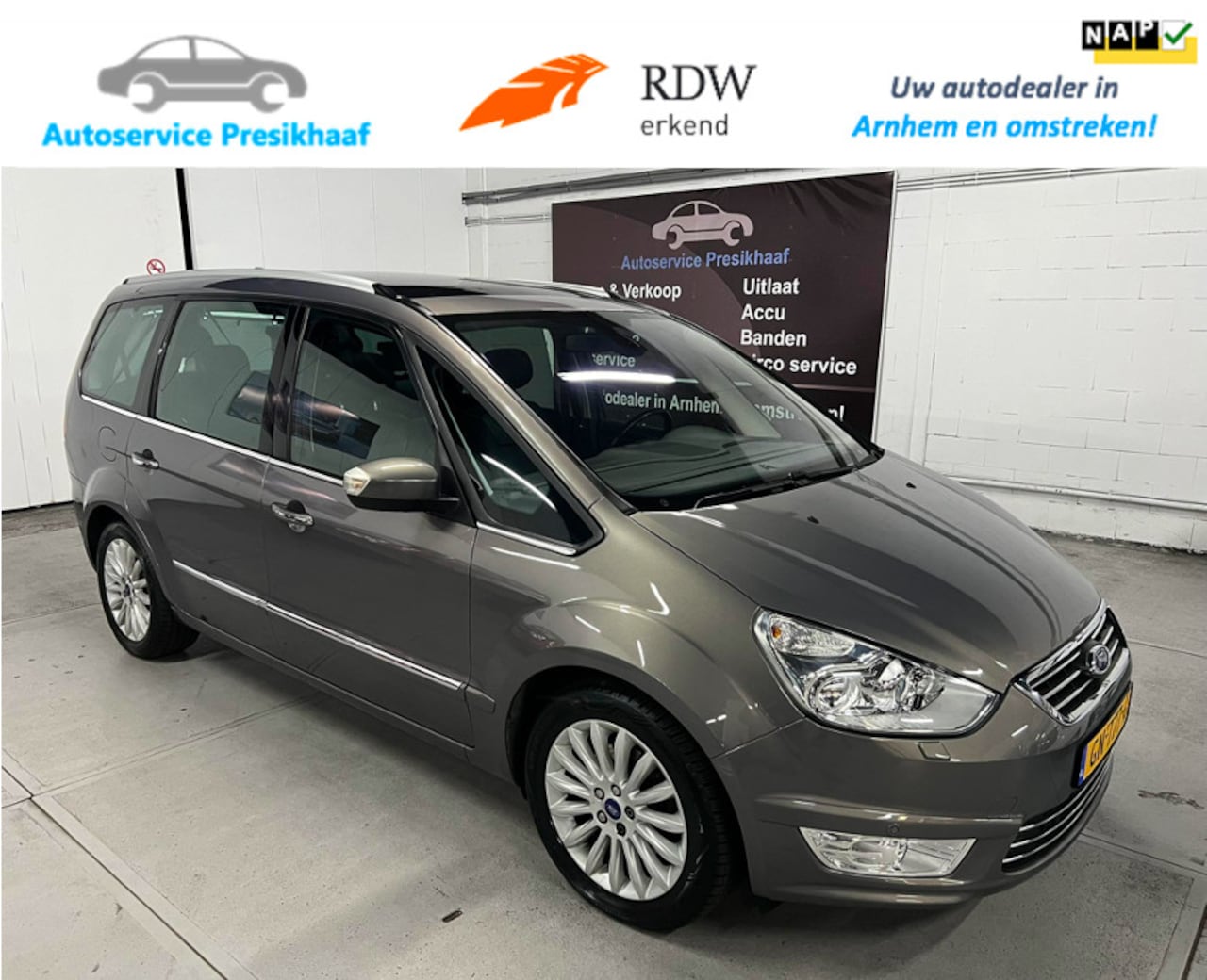 Ford Galaxy - 1.6 SCTi Platinum 7p. LEDER / PANODAK / XENON - AutoWereld.nl