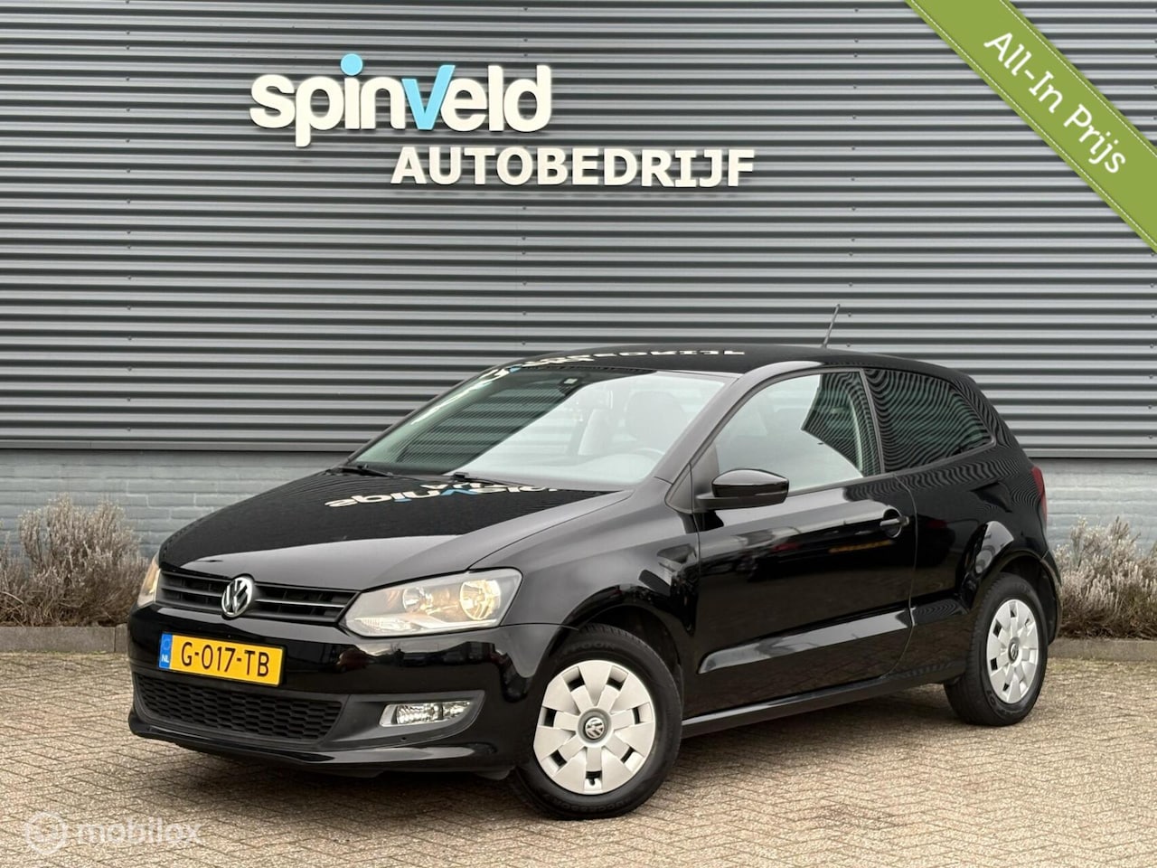 Volkswagen Polo - 1.2-12V Comfortline - Airco - Cruise - Carplay - AutoWereld.nl