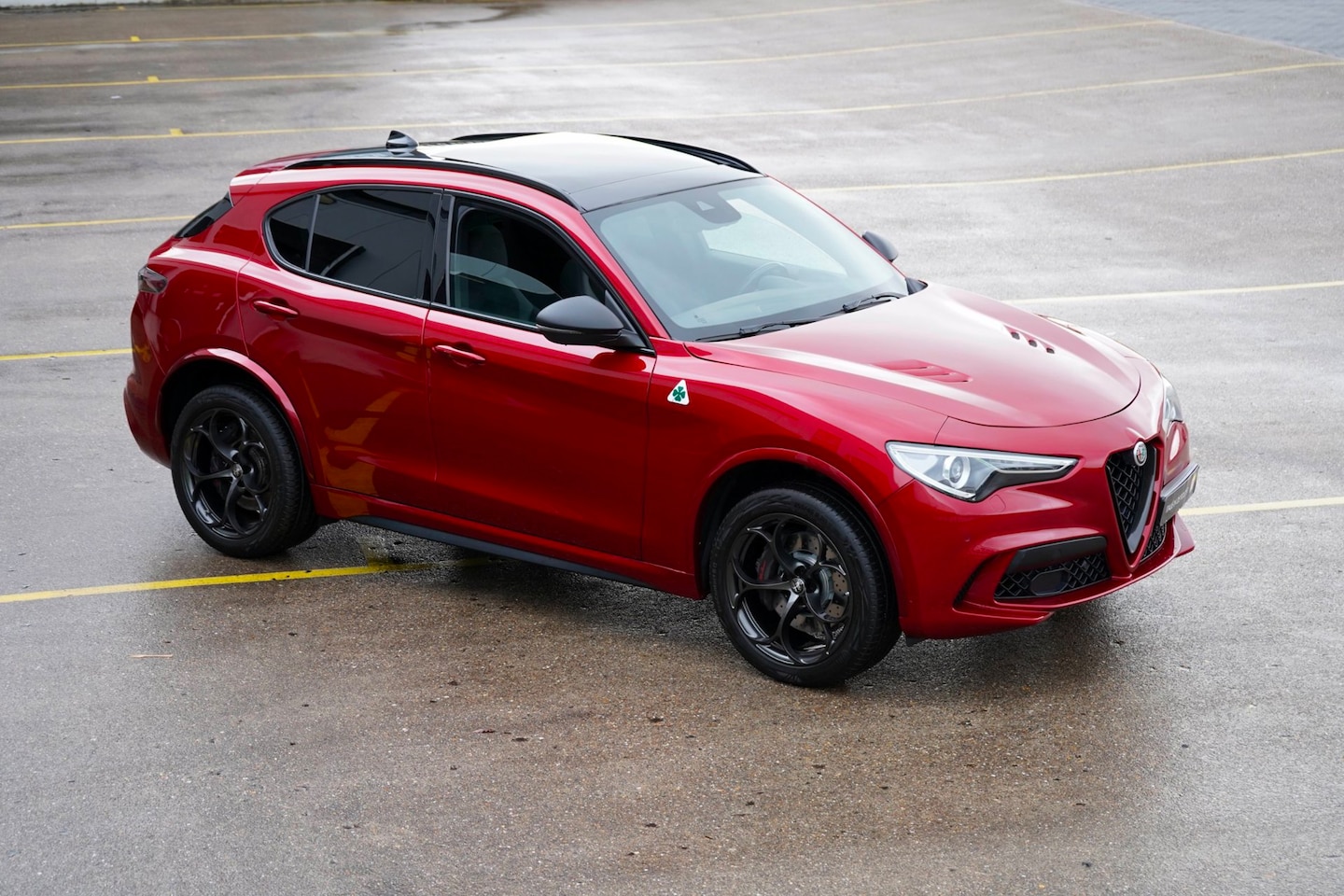 Alfa Romeo Stelvio - 2.9 V6 AWD Quadrifoglio 2.9 V6 AWD Quadrifoglio - AutoWereld.nl