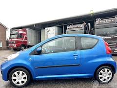 Peugeot 107 - 1.0-12V 68pk Urban Move - nap - airco - elektr ramen - nw apk t/m 01-2027 - toerenteller