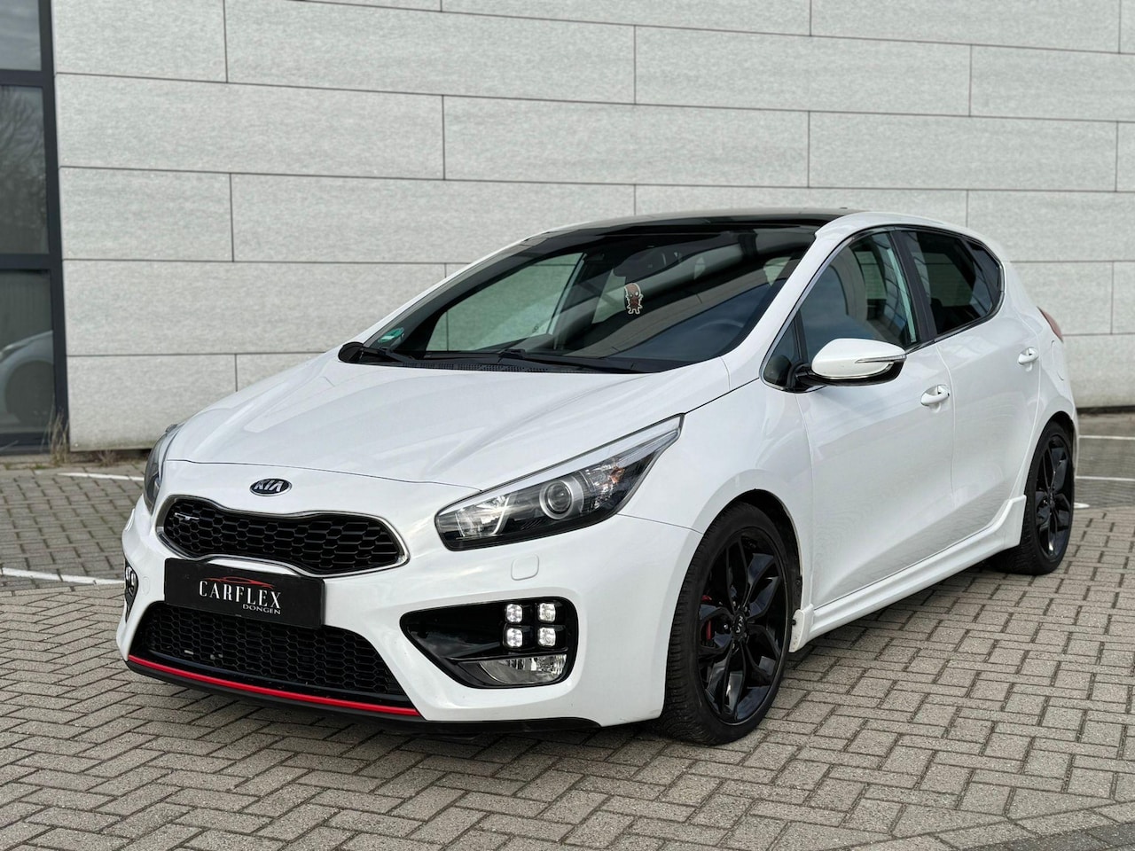 Kia Cee'd - 1.6 T-GDi GT DAK/CAMERA/NAVI - AutoWereld.nl