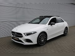 Mercedes-Benz A-klasse - 250 e AMG Pakket AMG NightPakket (50.526Km Pano Sportleder/Memory Widescreen Carplay Distr