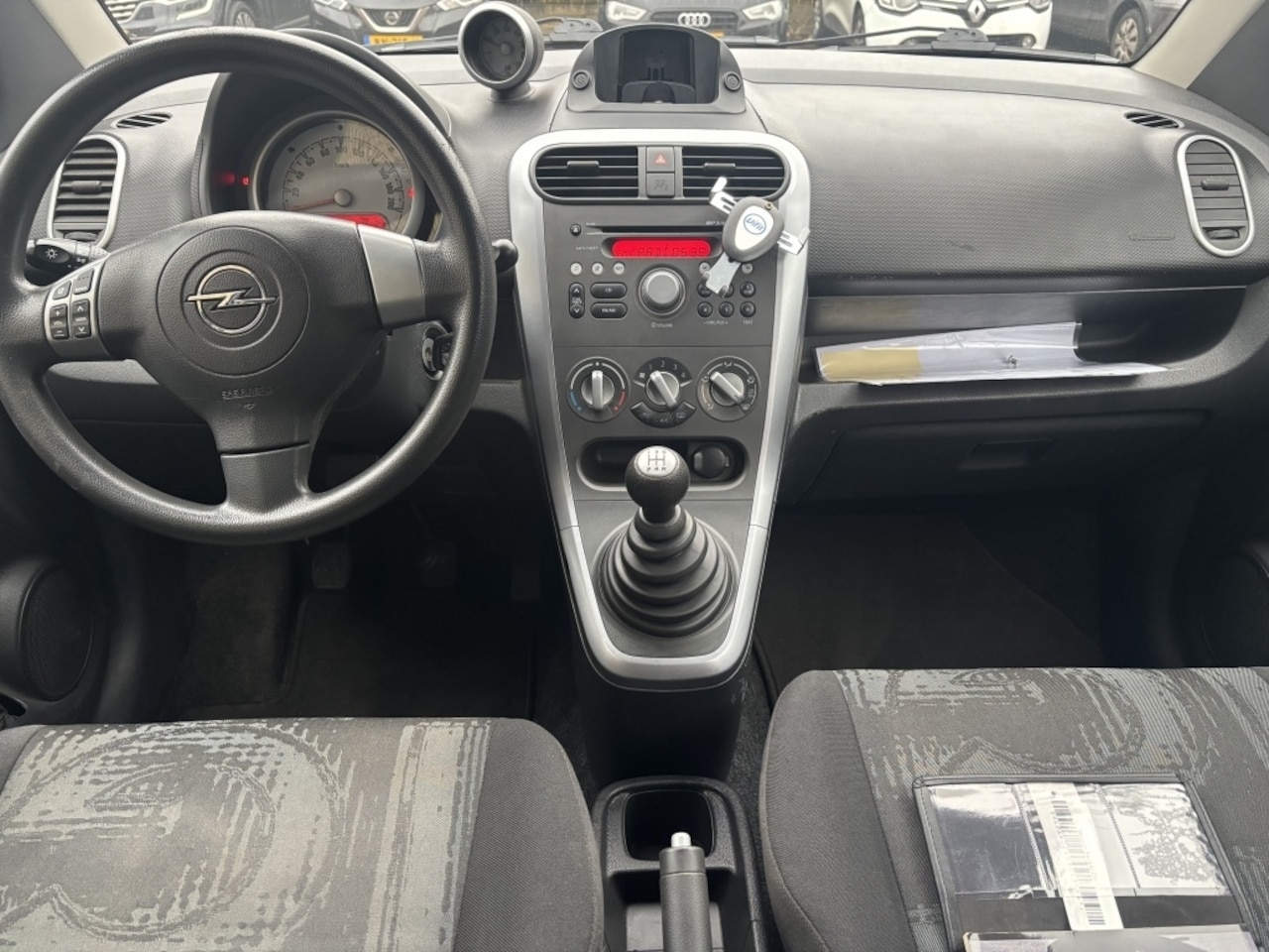 Opel Agila - 1.0 Selection 5Drs Airco Trekhaak - AutoWereld.nl