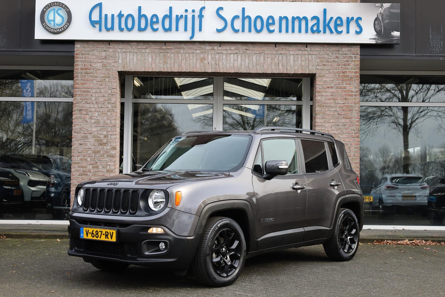 Jeep Renegade - 1.4 MultiAir Longitude GRIJS KENTEKEN! CARPLAY DAB CLIMA NAVI VOICE PDC 17''LMV NAP (OMBOU - AutoWereld.nl
