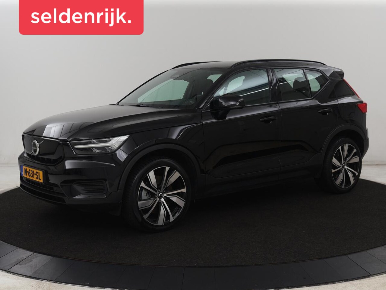 Volvo XC40 - Recharge Core | SOH 95% | Stoel & stuurverwarming | Trekhaak | Camera | Carplay | Navigati - AutoWereld.nl