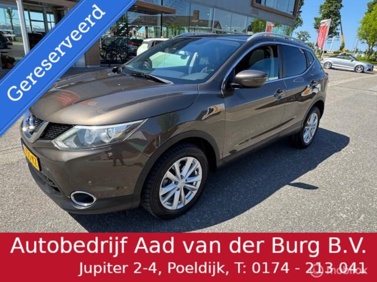 Nissan Qashqai - 1.2 Tekna Automaat , Panorama dak , Navigatie , Camera achter , Parkeerhulp , Bluetooth , - AutoWereld.nl