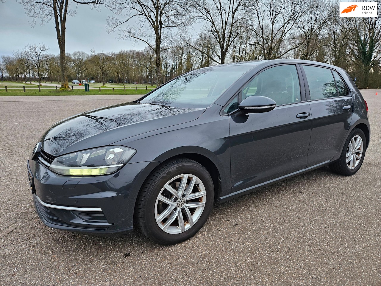 Volkswagen Golf - 1.6 TDI Comfortline/ FACELIFT MODEL/ BJ 2017/ EURO 6 - AutoWereld.nl