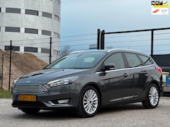 Ford Focus Wagon - 1.0 First Edition|NAVI|LED|PSENSOR|TREKHAAK|CRUISE|AIRCO|