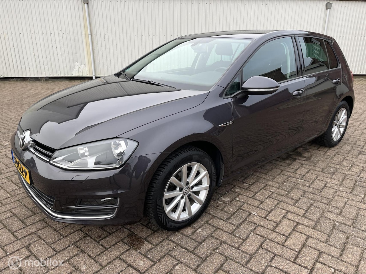 Volkswagen Golf - 1.2 TSI Trendline - Lounge Trekhaak - AutoWereld.nl