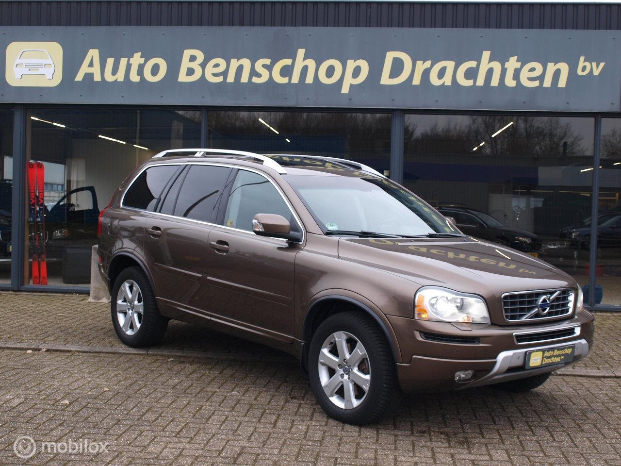 Volvo XC90 - 7P AWD 2.4 D5 Aut6 Standkachel Elec Schuifdak Leer Xenon Navi Pdc V+A Trekhaak - AutoWereld.nl