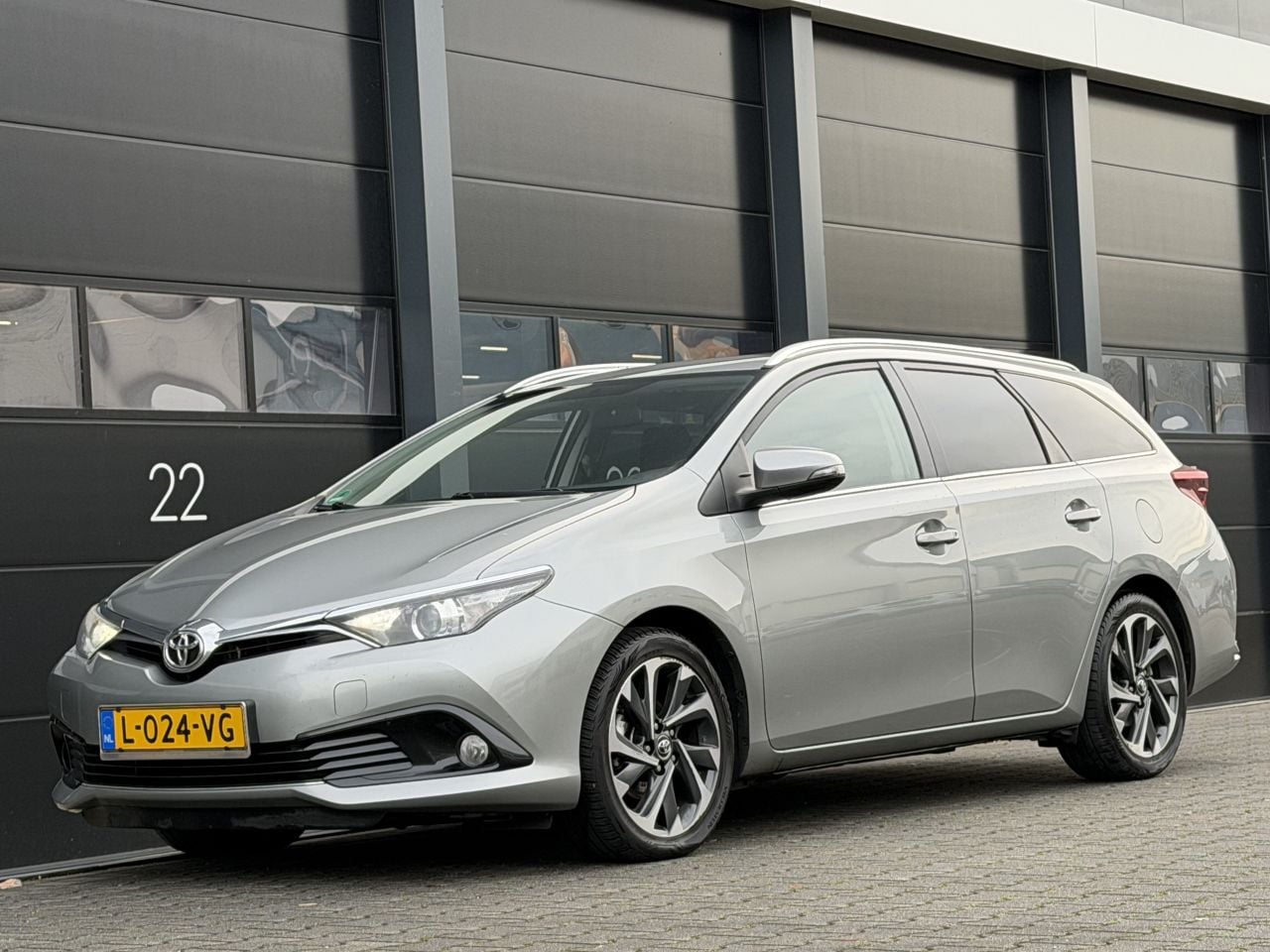 Toyota Auris - 1.6D Xenon Clima EURO-6 - AutoWereld.nl