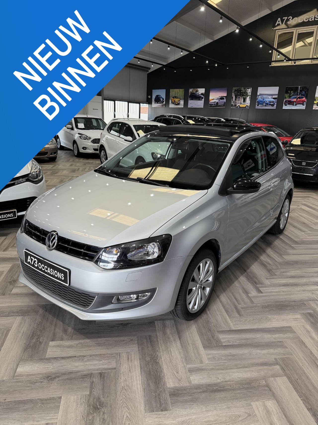 Volkswagen Polo - 1.2 Styl Pano,stoelverwarming,camera,styl - AutoWereld.nl