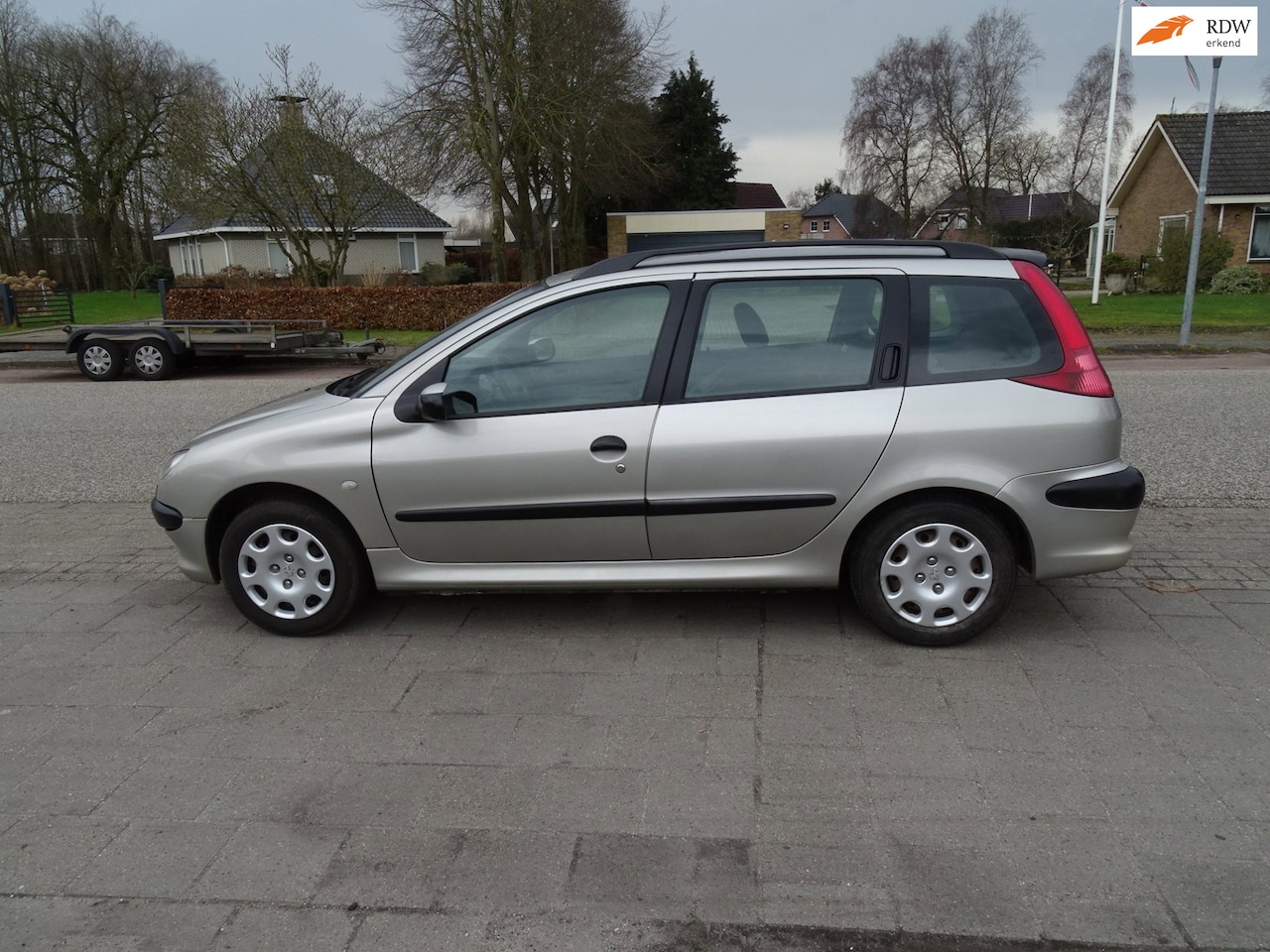 Peugeot 206 SW - 1.4 Pop' Art 1.4 Pop' Art - AutoWereld.nl