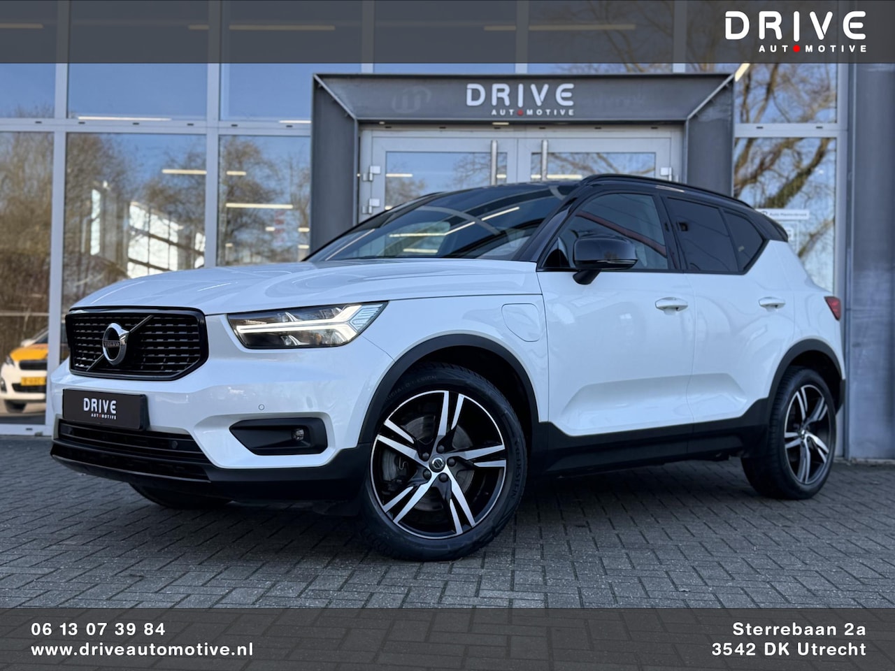 Volvo XC40 - 1.5 T5 Recharge 262 PK R-Design |H/K|Winterpakket|Cam|Trekhaak - AutoWereld.nl