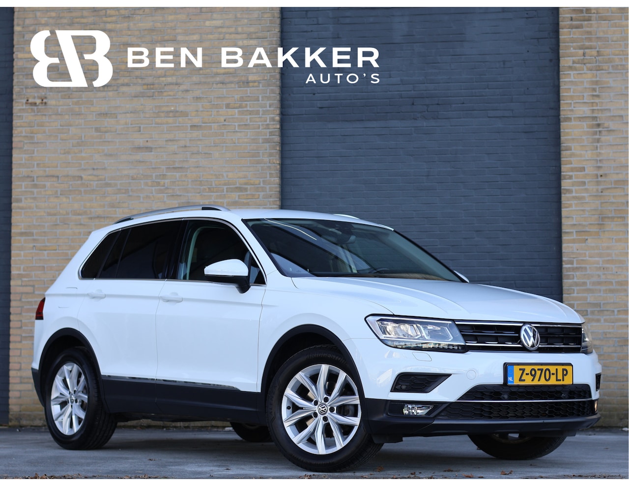 Volkswagen Tiguan - 1.5 TSI Highline DSG | LED | ACC | Navi | Trekhaak 1.800kg | Stoelverw. | - AutoWereld.nl