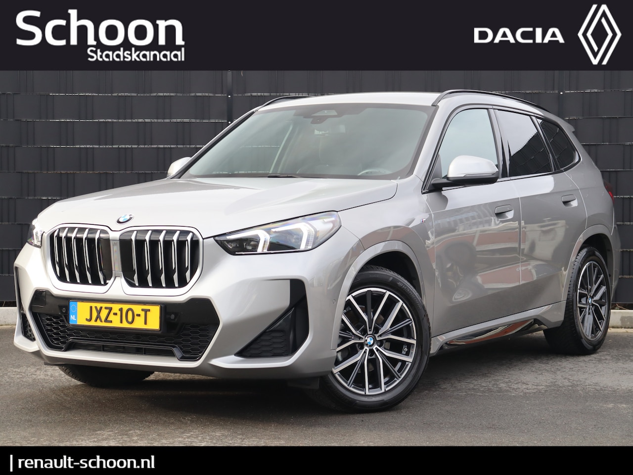 BMW X1 - sDrive18i M-sport Automaat | Sportstoelen | Camera | Stoelverwarming | Carplay | Elek. Kle - AutoWereld.nl