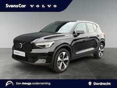 Volvo XC40 - 2.0 B4 Plus Dark | Keyless Entry | Stoelverwarming | Elektrische kofferklep | Adaptieve Cr