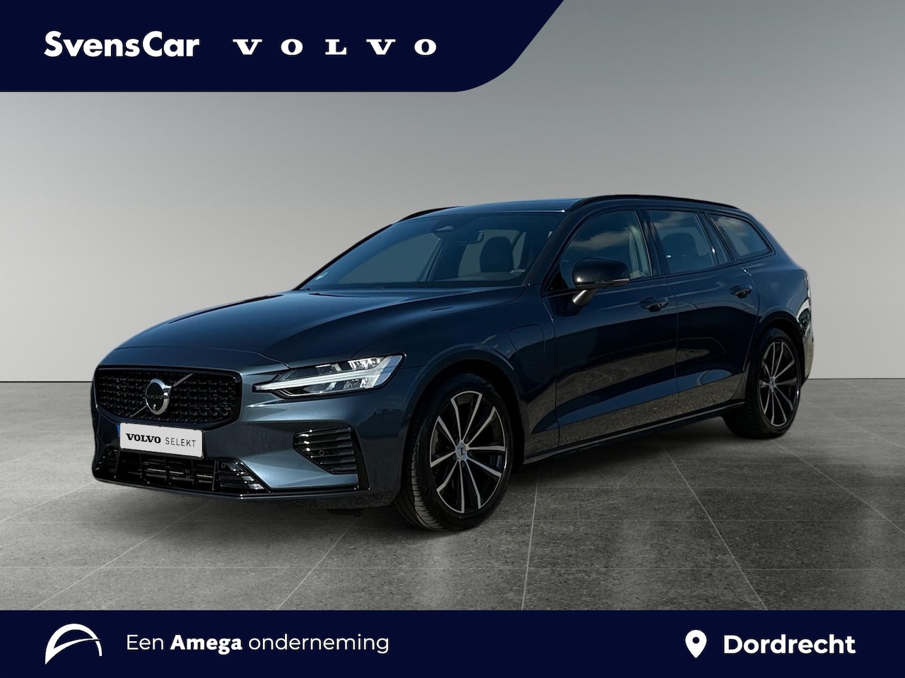 Volvo V60 - 2.0 T6 Plug-in hybrid AWD Plus Dark | Trekhaak | Panoramadak | Sportstoelen | Harman/Kardo - AutoWereld.nl