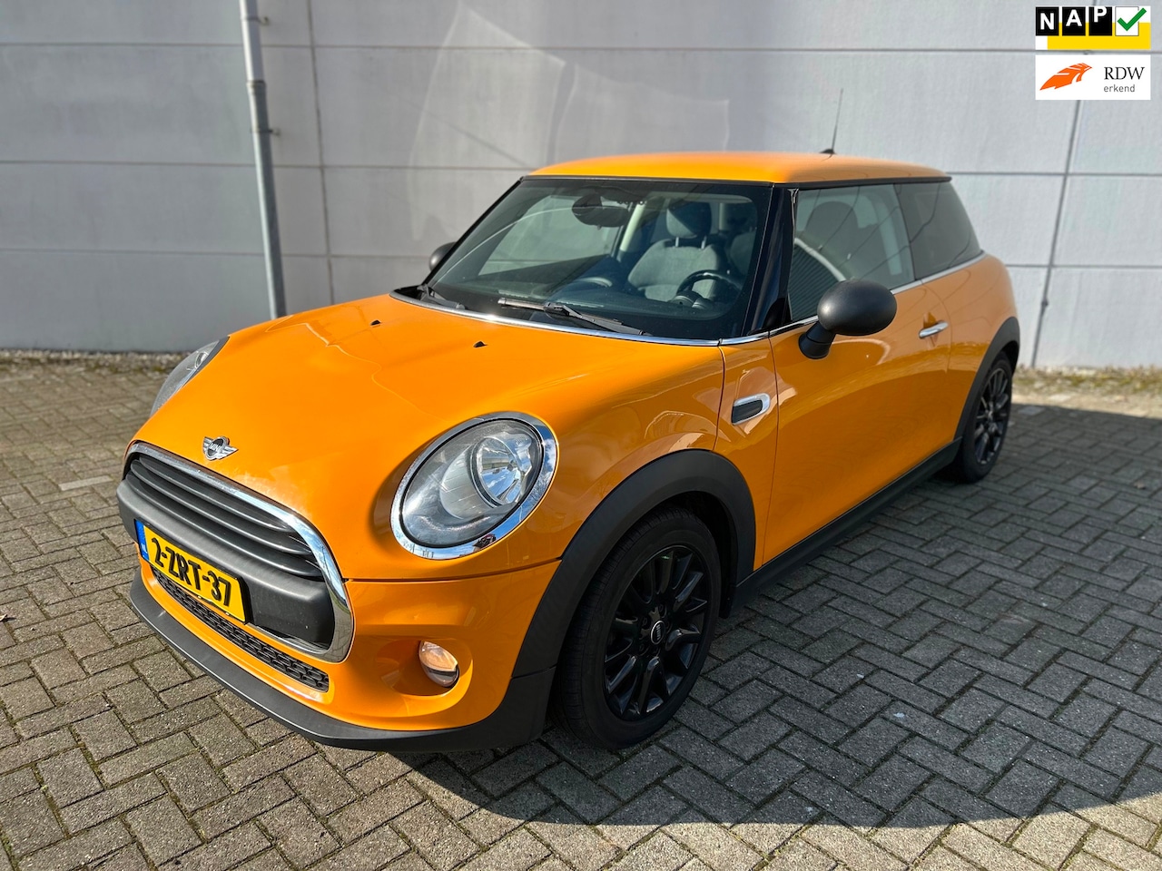 MINI One - Mini 1.5 D Pepper Business Navi Cruise Controle Climat Controle Keyless - AutoWereld.nl
