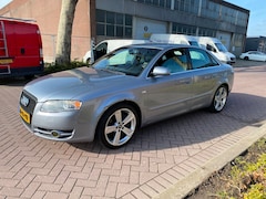 Audi A4 Limousine - 2.0 TFSI quattro Pro Line * Automaat * Airco / Climatronic * 200PK * APK 27-2-2027 * NW AP