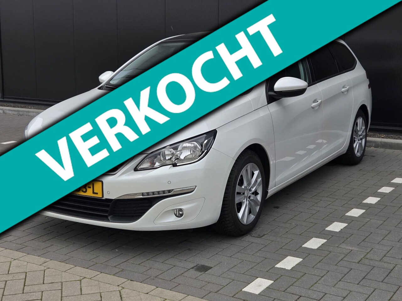 Peugeot 308 SW - 1.6 BlueHDI Blue Lease Executive Pack 1.6 BlueHDI Blue Lease Executive Pack - AutoWereld.nl
