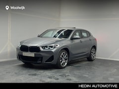 BMW X2 - sDrive20i Business Edition Plus | M Sportpakket | Trekhaak | Panoramadak |