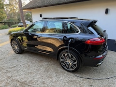 Porsche Cayenne - 3.0 S E-Hybrid V6 416pk E-hybrid S Tiptronic S 2015 | Panodak | Leder | Trekhaak | Nieuwe banden