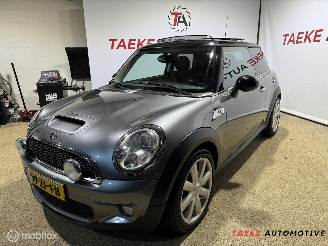 MINI Cooper S - Mini 1.6 Chili Airco/Cruise/Panodak - AutoWereld.nl