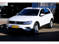 Volkswagen Tiguan - 1.4 TSI Con. Series