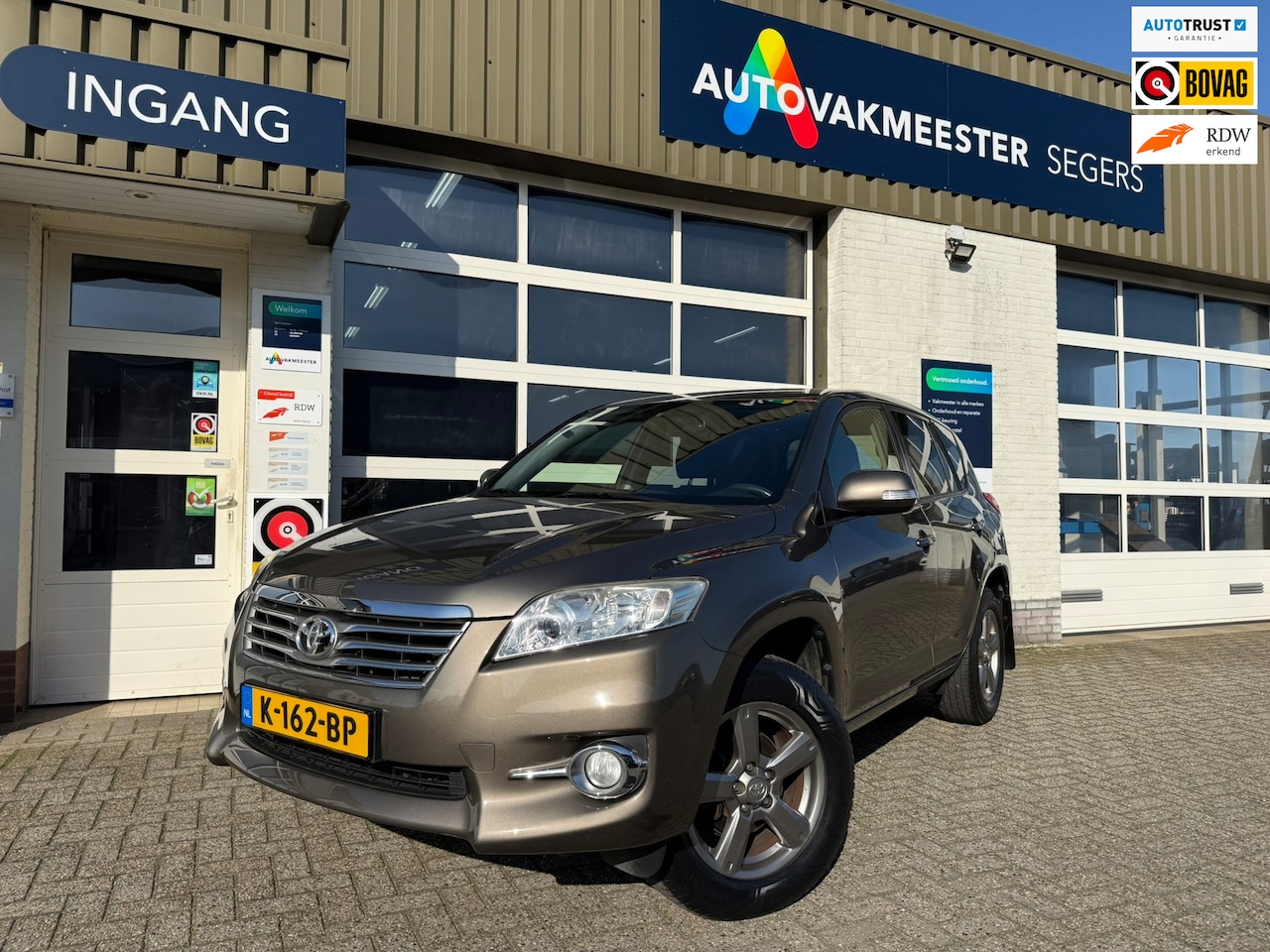 Toyota RAV4 - 2.0 VVTi X-Style 2WD|Trekhaak|Goed onderhouden| - AutoWereld.nl