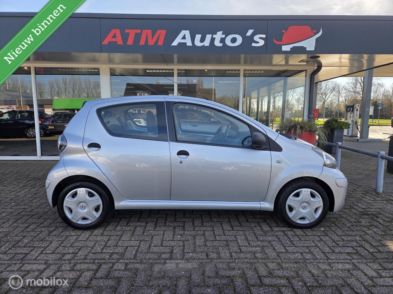 Toyota Aygo - 1.0-12V Cool 5 drs Airco NAP Dealer onderhouden - AutoWereld.nl