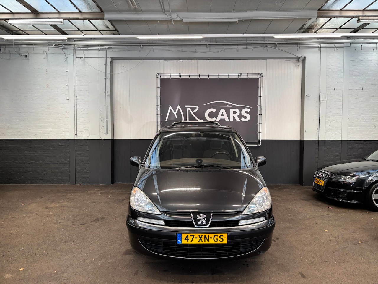 Peugeot 807 - 2.0 ST 7 persoons airco - AutoWereld.nl