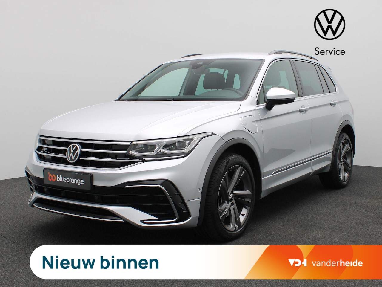 Volkswagen Tiguan - 1.4 TSI eHybrid R-Line Business+ 245PK DSG SOH 90%, Trekhaak, Achteruitrijcamera, Keyless, - AutoWereld.nl