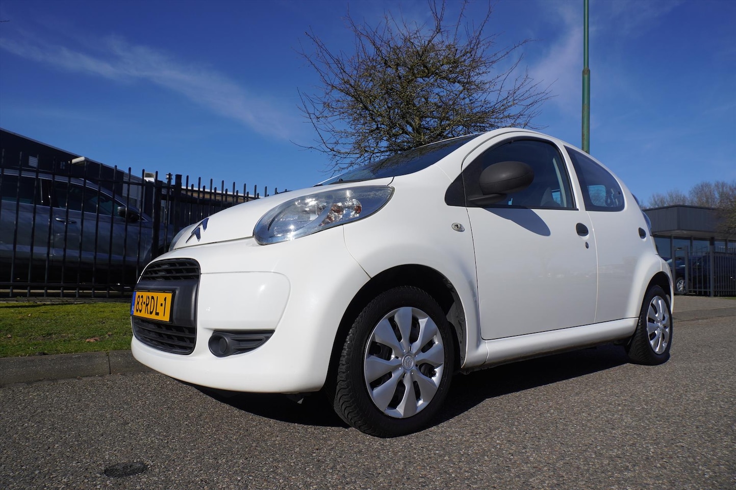 Citroën C1 - 1.0i 68PK 5D Selection AIRCO APK tot 27 februari 2027 ZEER MOOI - AutoWereld.nl