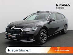 Skoda Superb Combi - 1.5 TSI PHEV Edition 204PK DSG Pano-Schuifdak, Trekhaak, 17" LM Velgen, Achteruitrijcamera