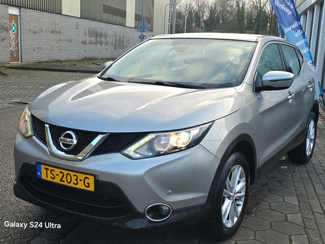 Nissan Qashqai - 1.2 Business Edition*2e eigenaar*nieuwe koppeling*nieuwe apk*navi*trekhaak*rijd perfect*in - AutoWereld.nl