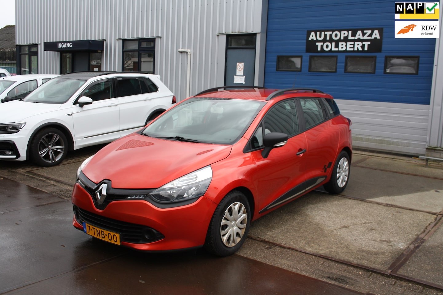 Renault Clio Estate - 0.9 TCe Authentique *BJ'14*182DKM* - AutoWereld.nl